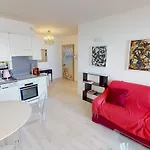 Apartment 3 Pieces Climatise Avec Terrasse, Garage Et Wifi A - Fr-1-196-342