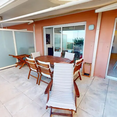 3 Pieces Climatise Avec Terrasse, Garage Et Wifi A - Fr-1-196-342 아파트