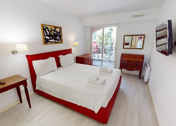 Διαμέρισμα 3 Pieces Climatise Avec Terrasse, Garage Et Wifi A - Fr-1-196-342 Μεντόν